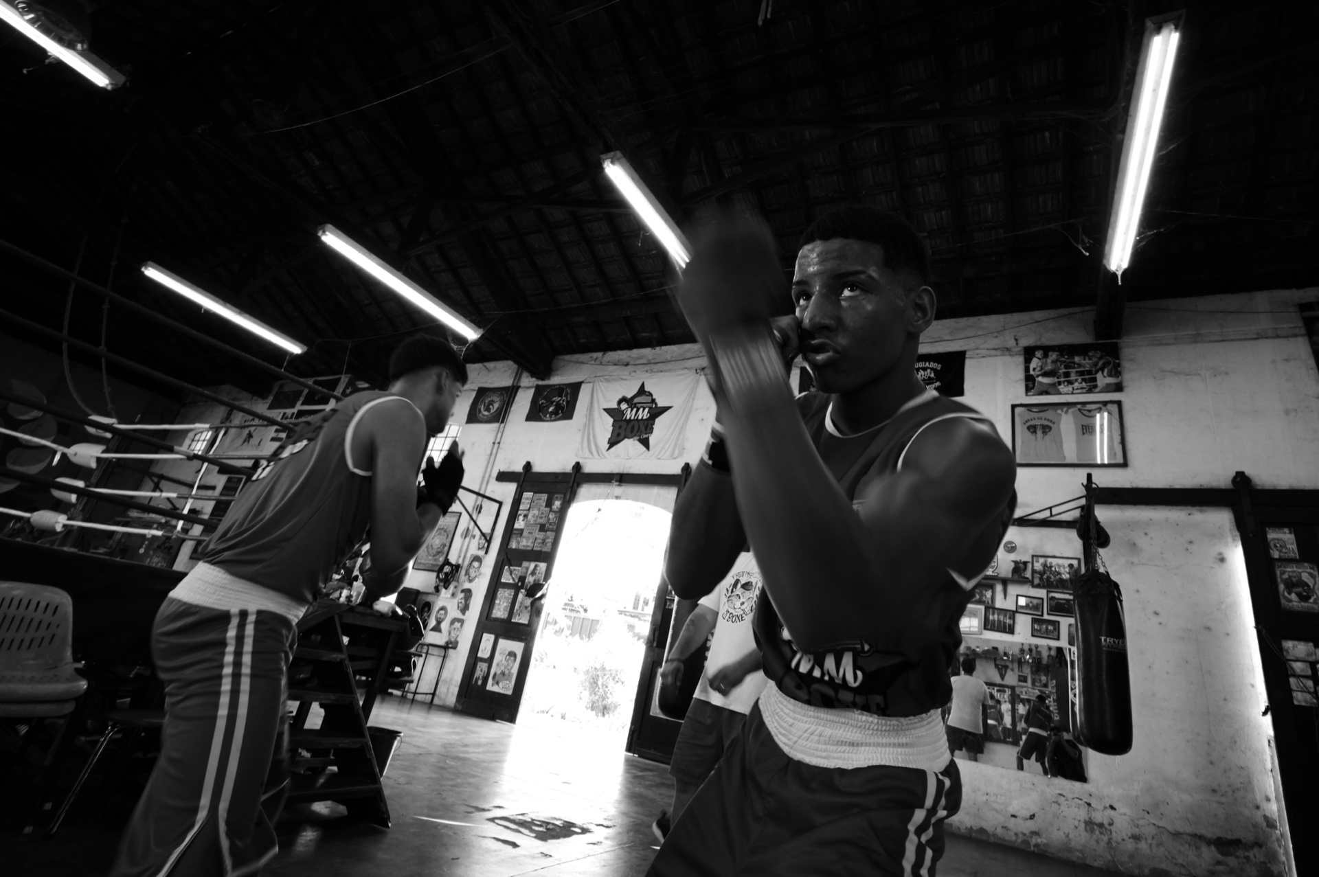 MMBOXE 1